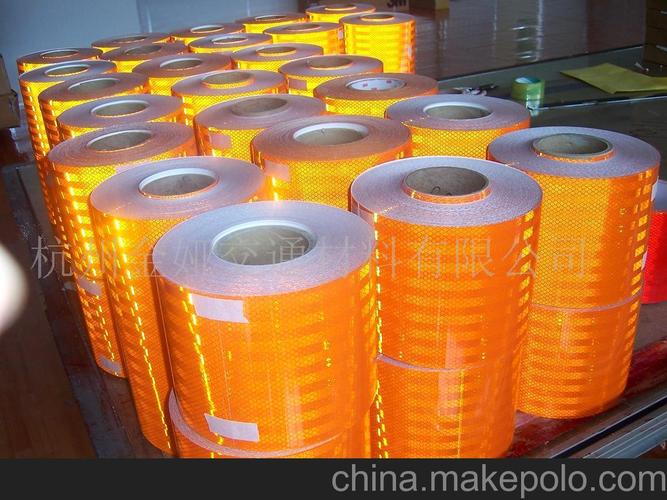 橙色車(chē)身貼 讓愛(ài)車(chē)煥然一新的個(gè)性之選